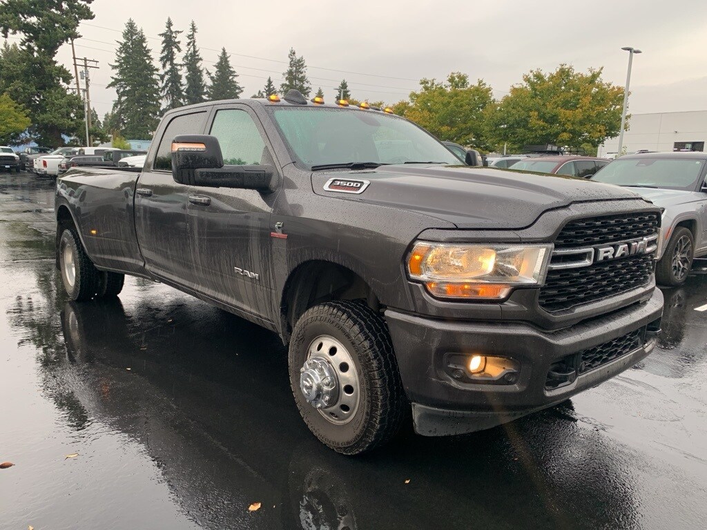 2023 Ram 3500 Big Horn photo 3