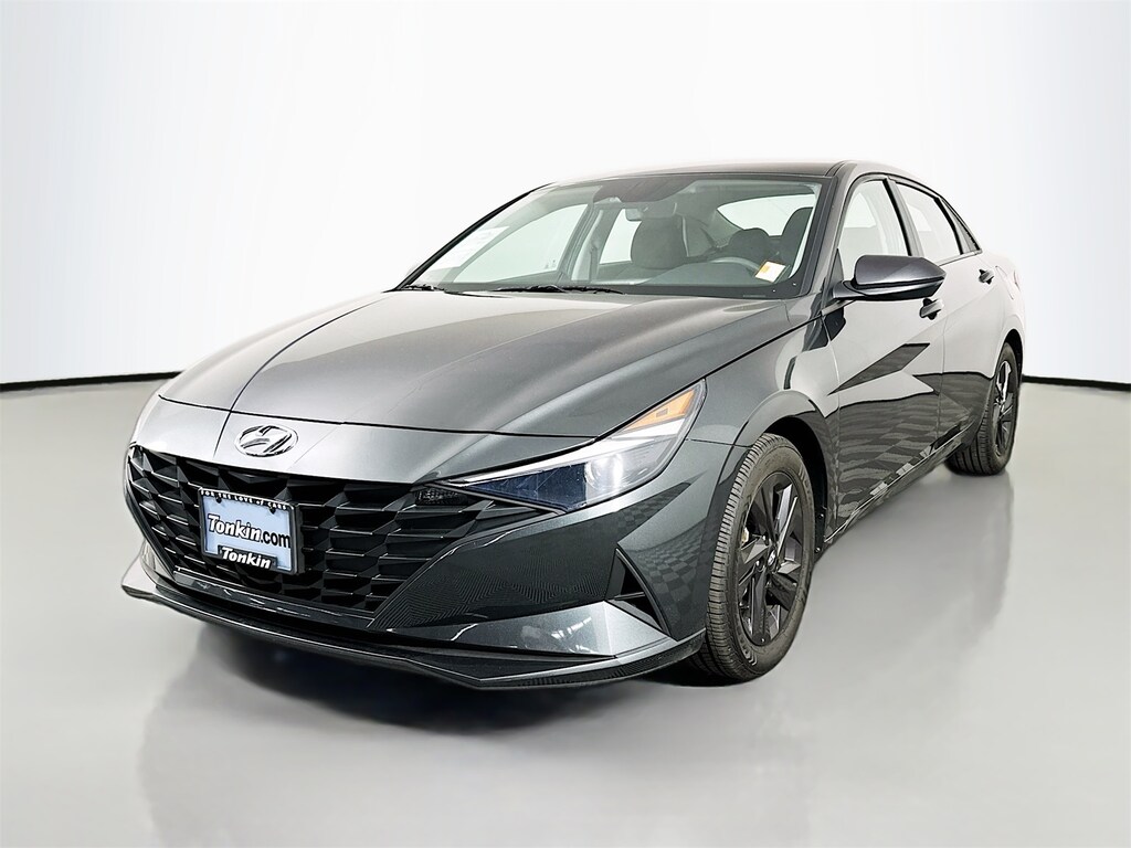 Used 2022 Hyundai Elantra SEL Sedan