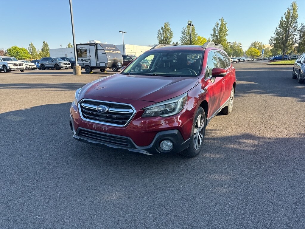 2018 Subaru Outback 3.6R photo 2