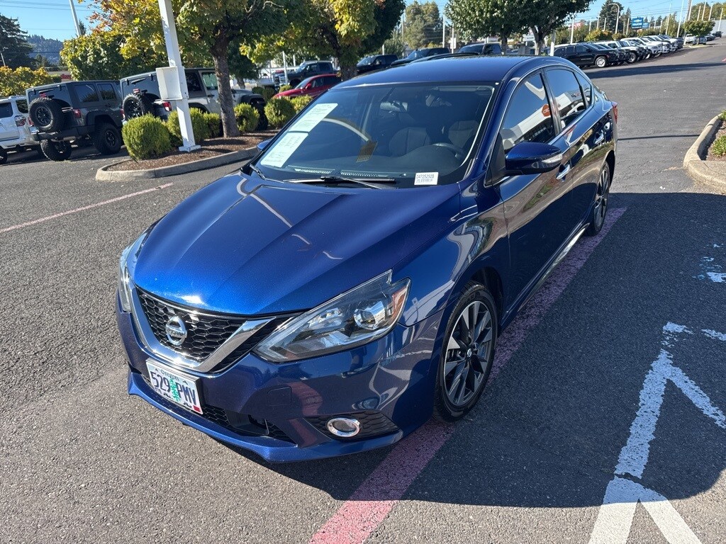 2019 Nissan Sentra SR photo 3