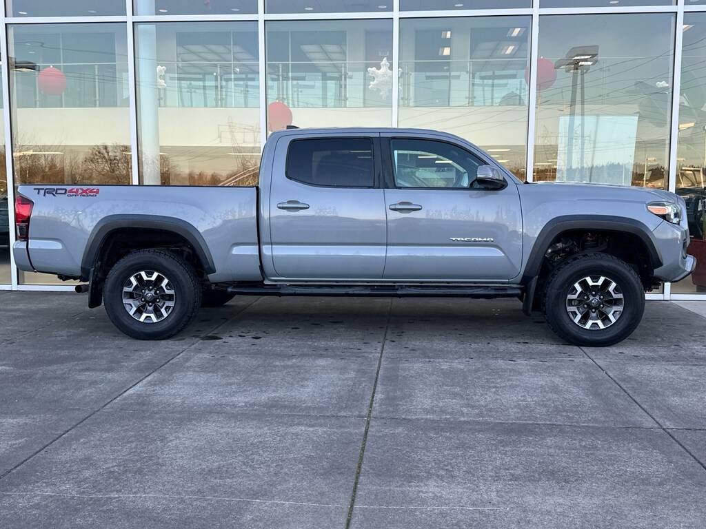 Used 2018 Toyota Tacoma Truck Double Cab