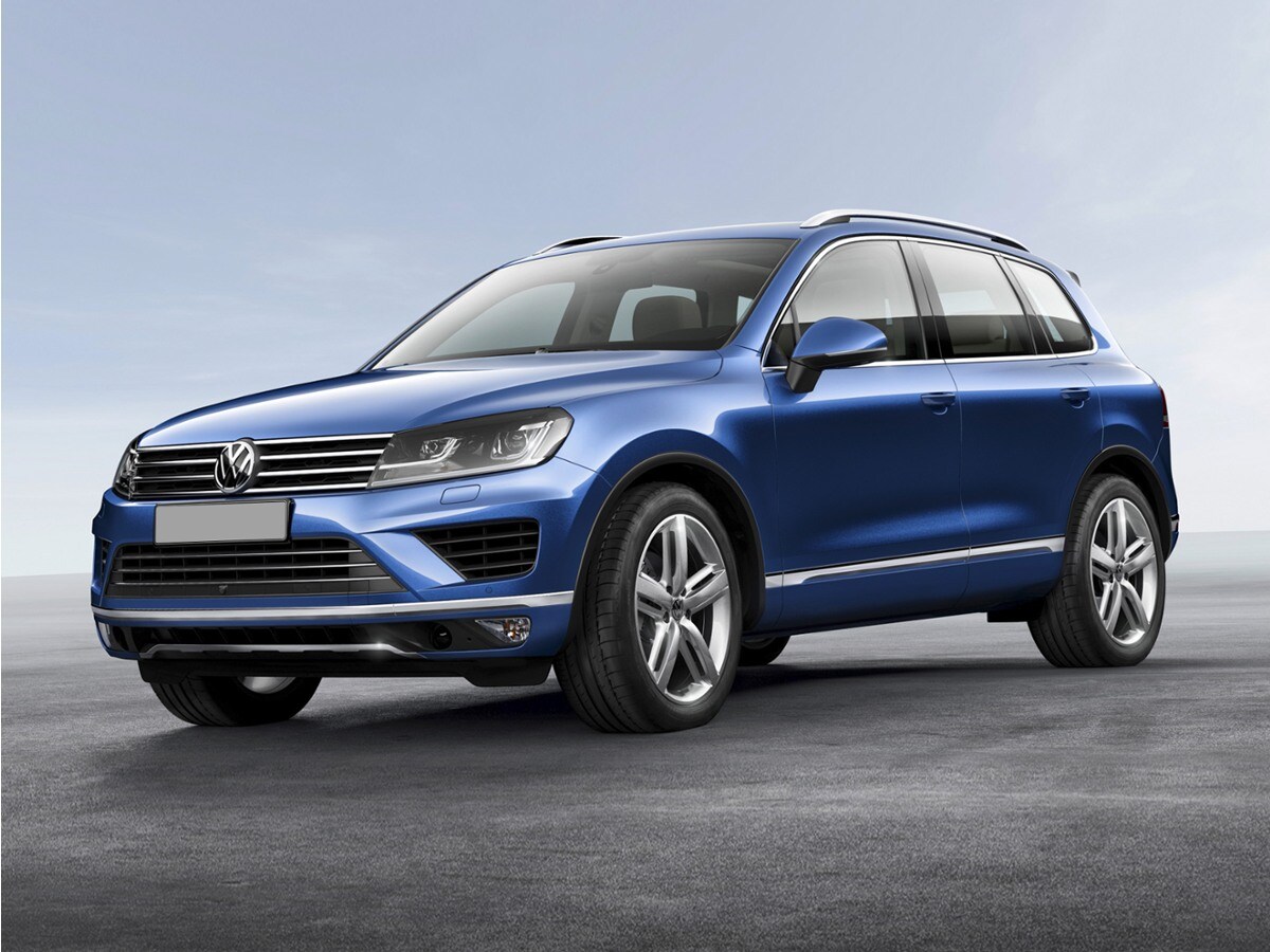 2016 Volkswagen Touareg's photo