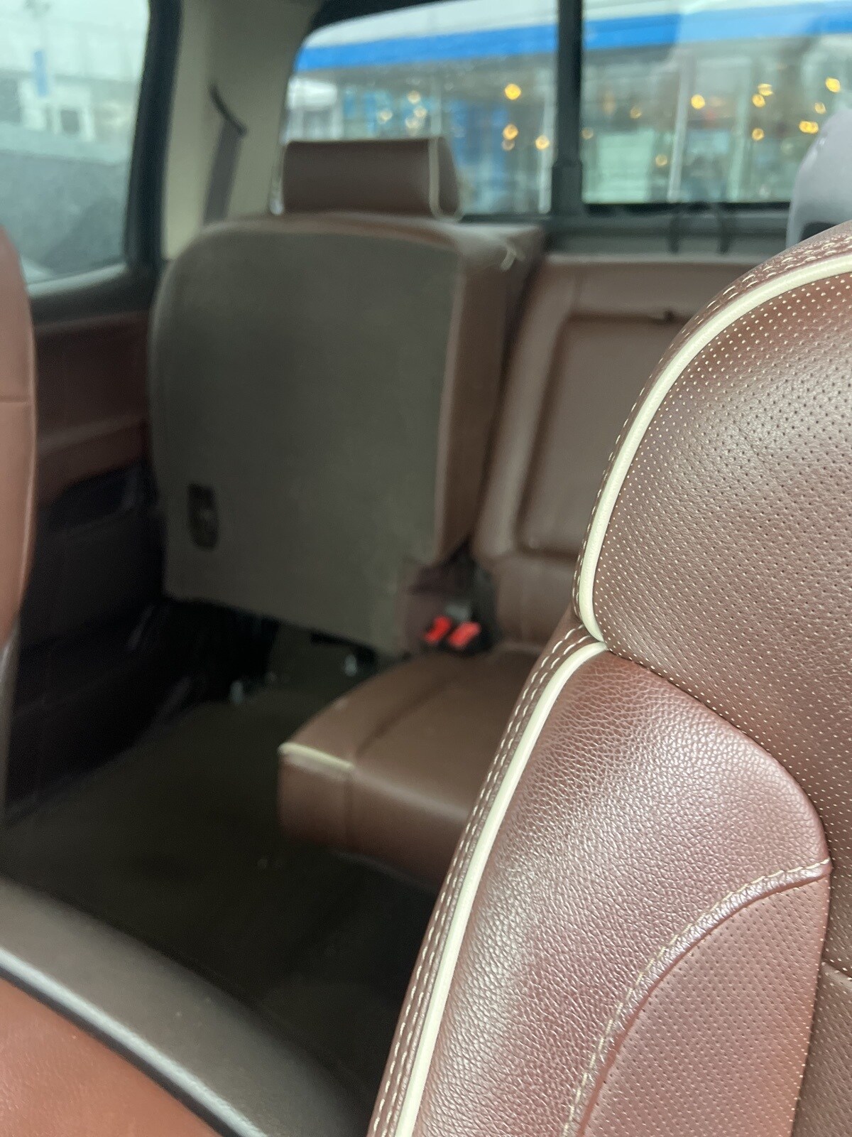 2014 Chevrolet Silverado 1500 High Country photo 2