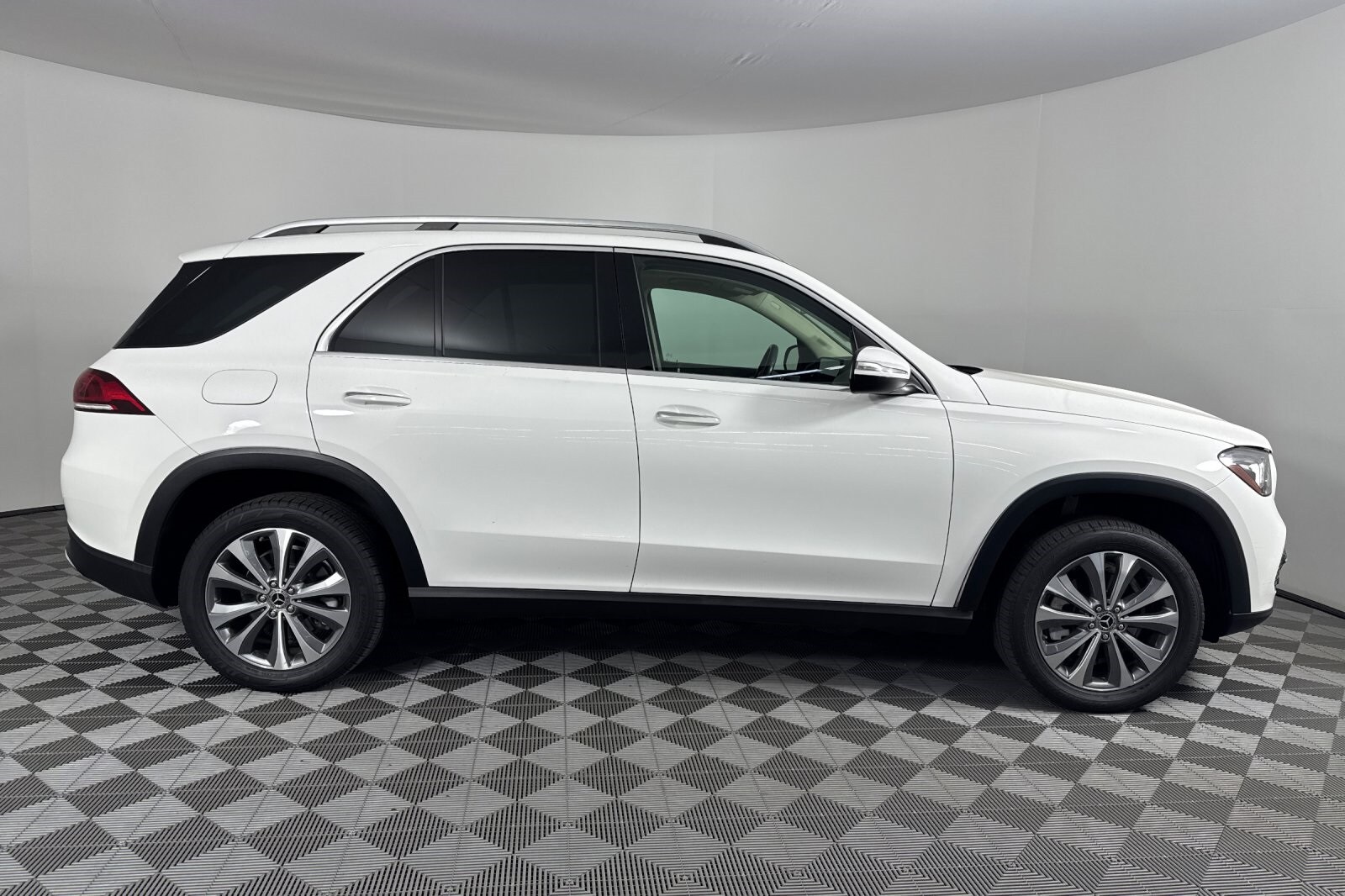2020 Mercedes Benz GLE 350 4MATIC photo 3