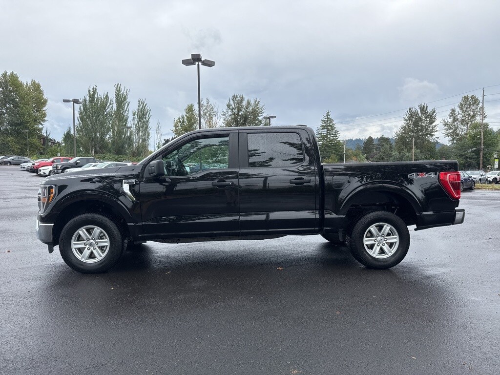 2023 Ford F-150 XLT photo 3