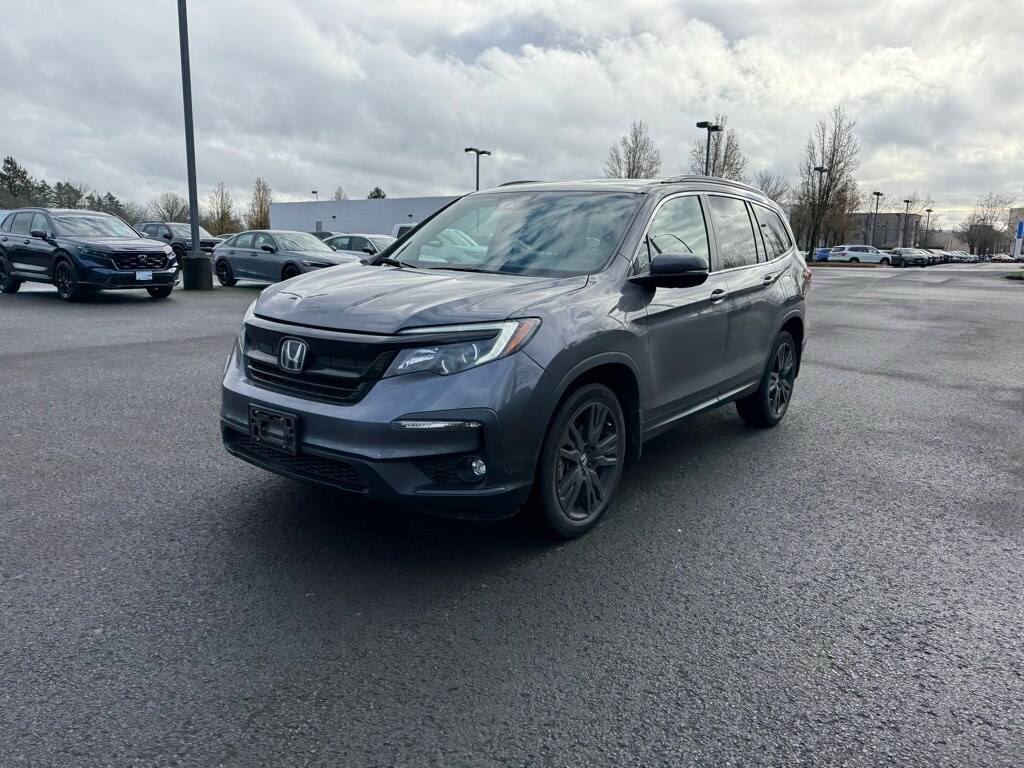 2021 Honda Pilot Special Edition photo 2