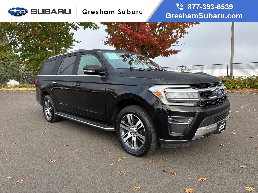 2023 Ford Expedition Limited's photo