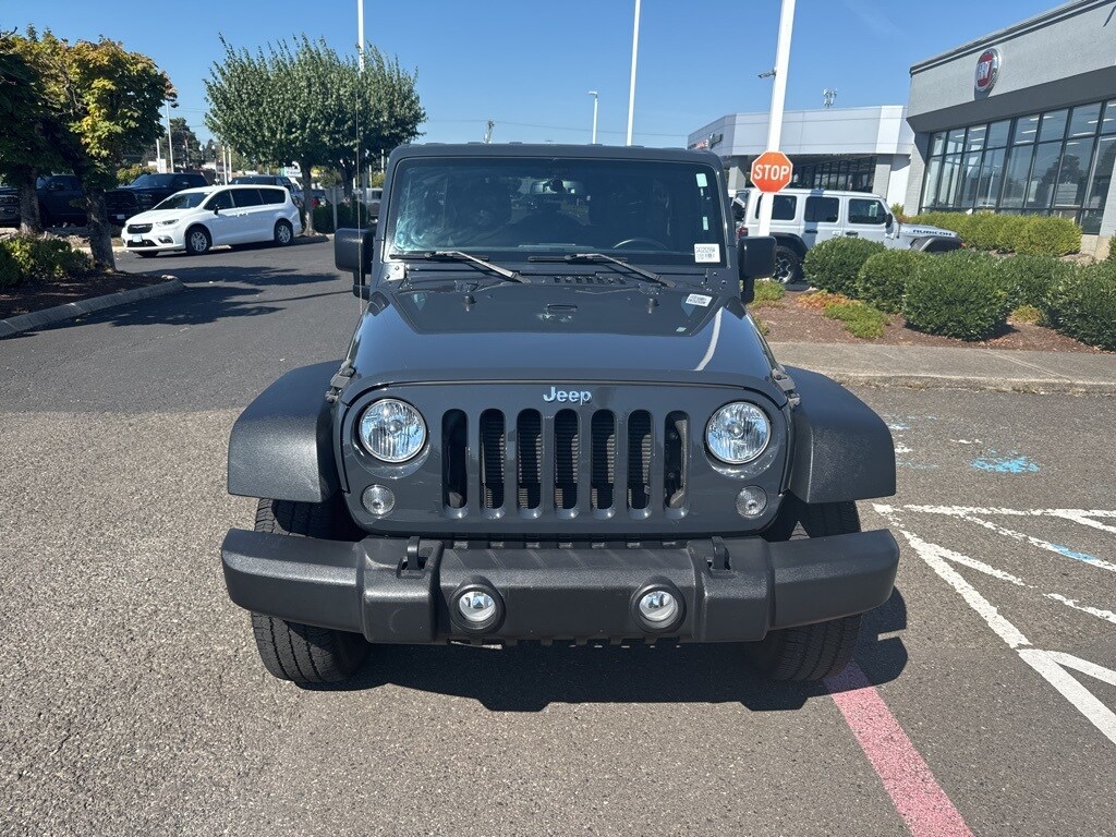 2018 Jeep Wrangler Unlimited Sport S photo 2