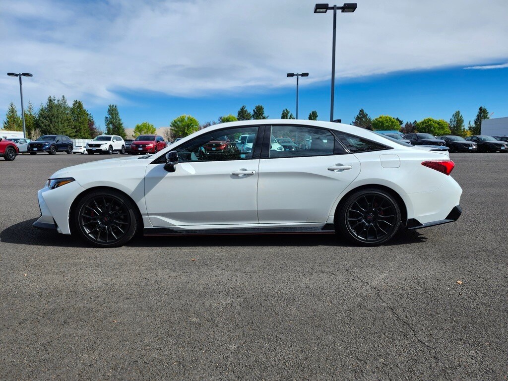 2021 Toyota Avalon TRD photo 4