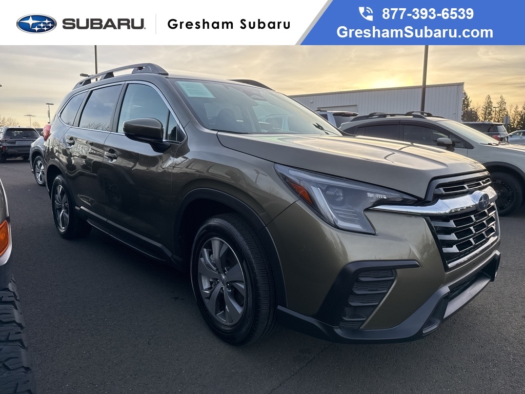 2024 Subaru Ascent Premium's photo