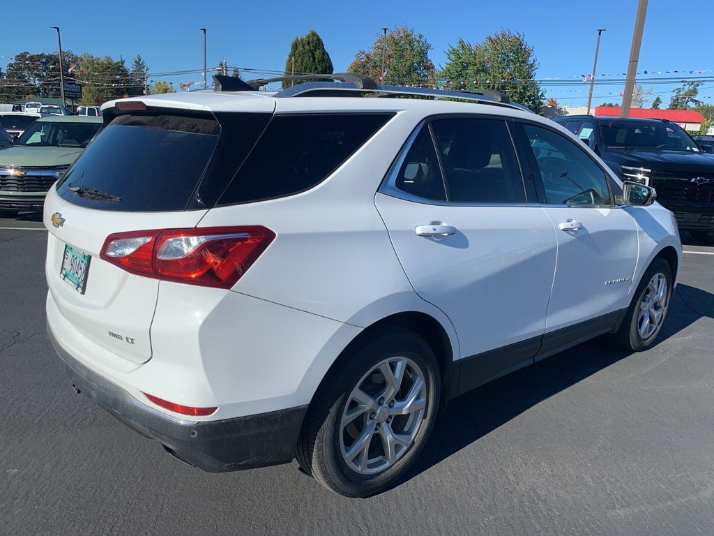 2019 Chevrolet Equinox photo 3