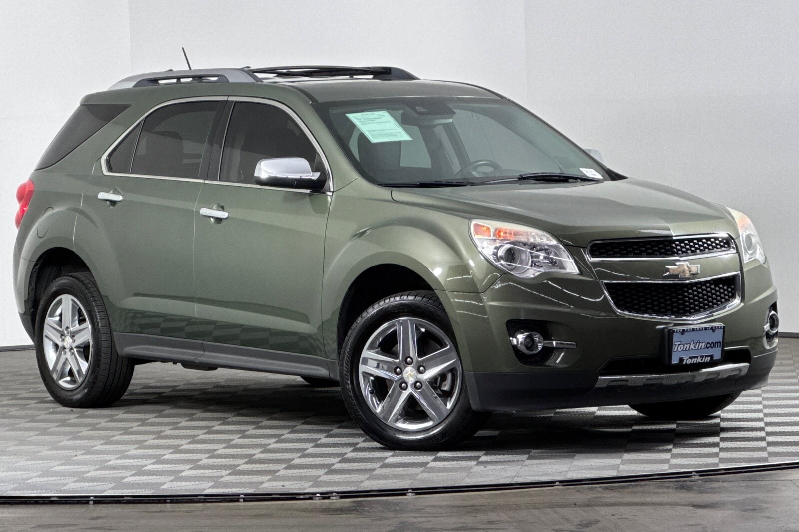 2015 Chevrolet Equinox LTZ photo 2
