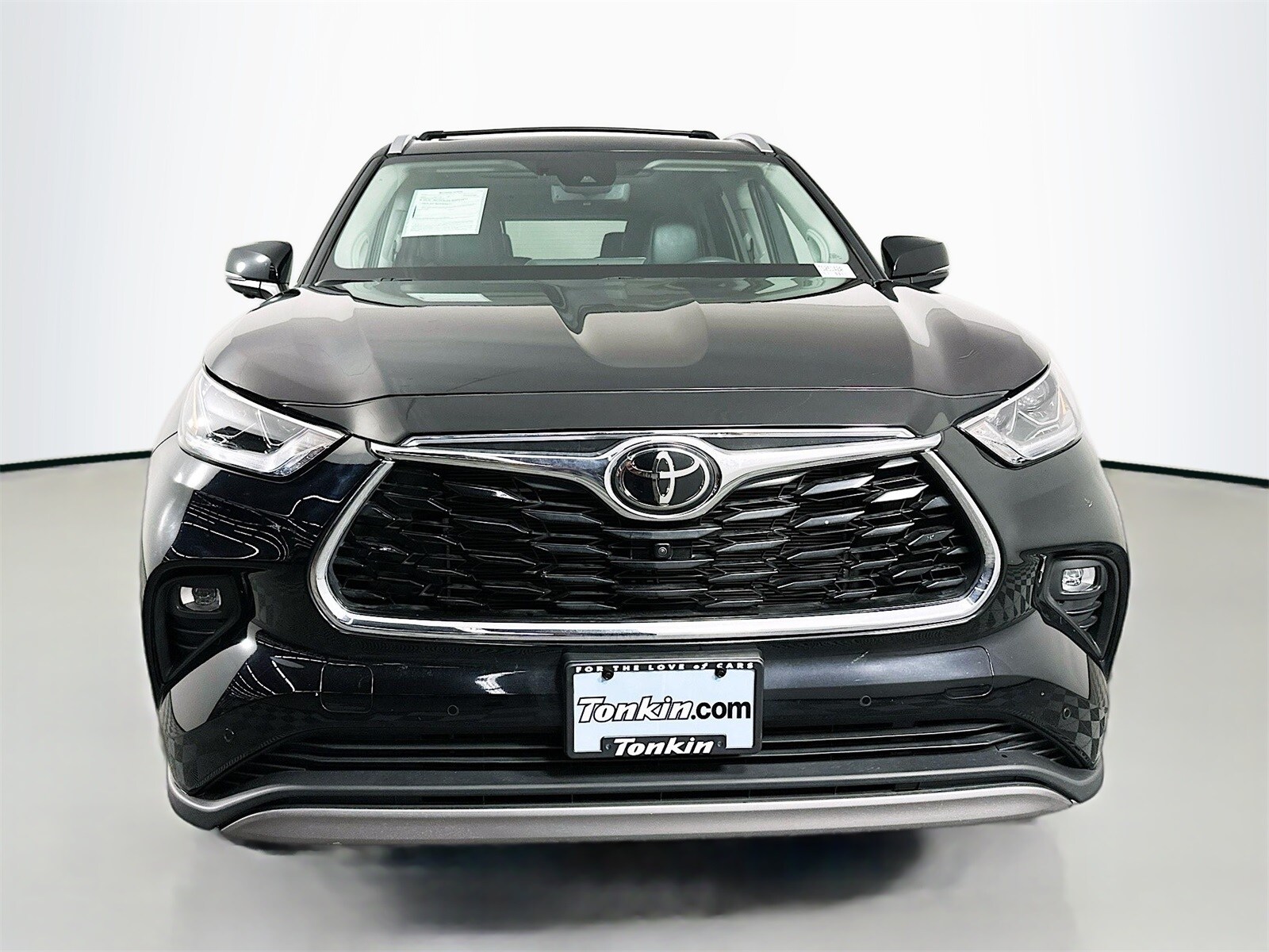 2023 Toyota Highlander Platinum photo 2