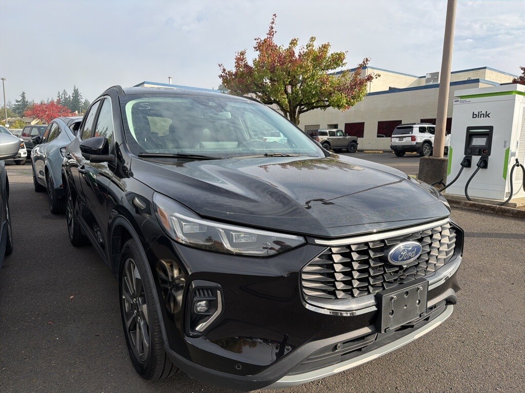 Used 2023 Ford Escape Platinum SUV