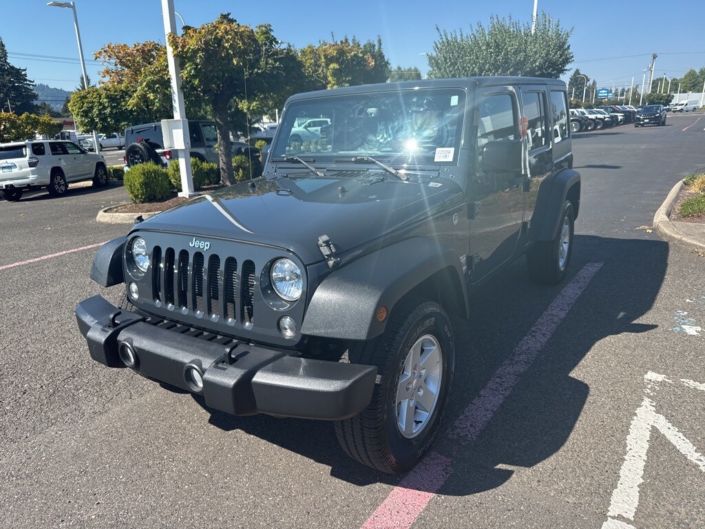 2018 Jeep Wrangler Unlimited Sport S photo 3