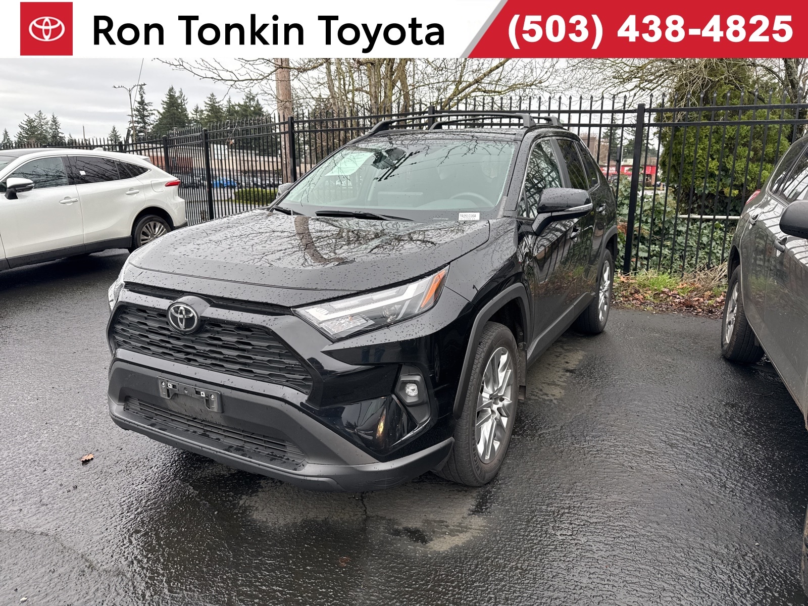 2023 Toyota RAV4 XLE Premium's photo