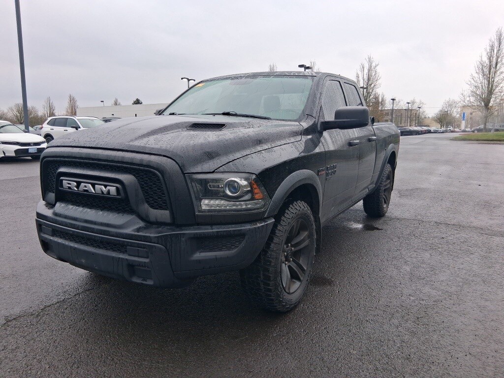 2021 Ram 1500 Classic SLT photo 3