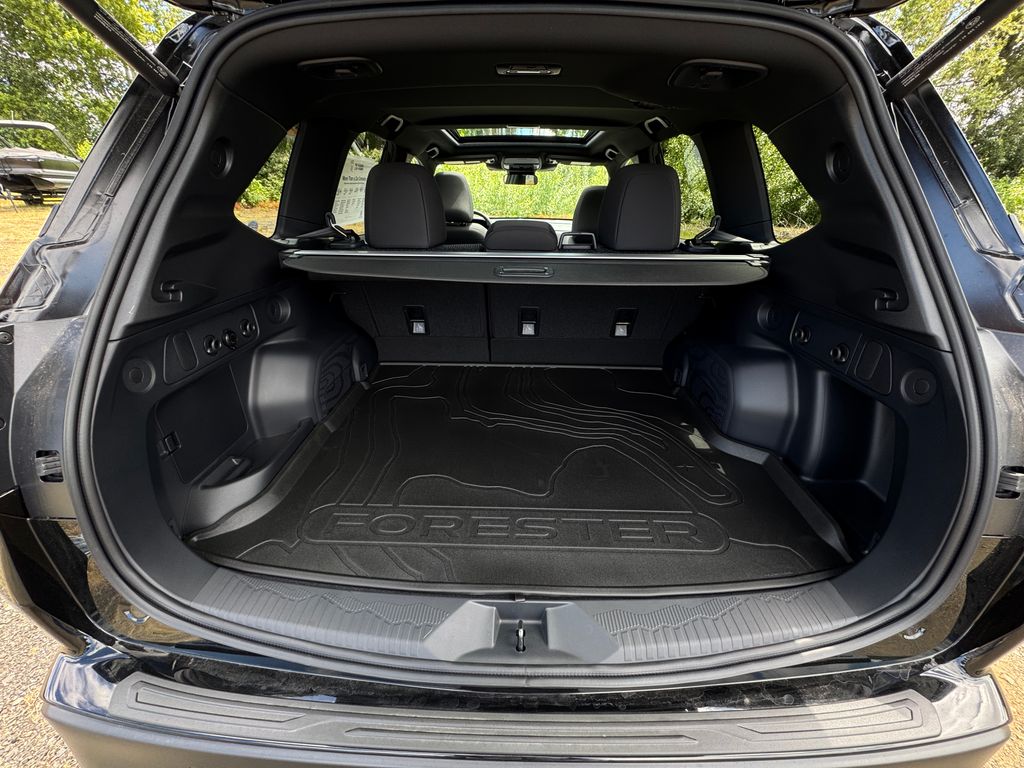 2026 Subaru Forester Touring - Photo 10