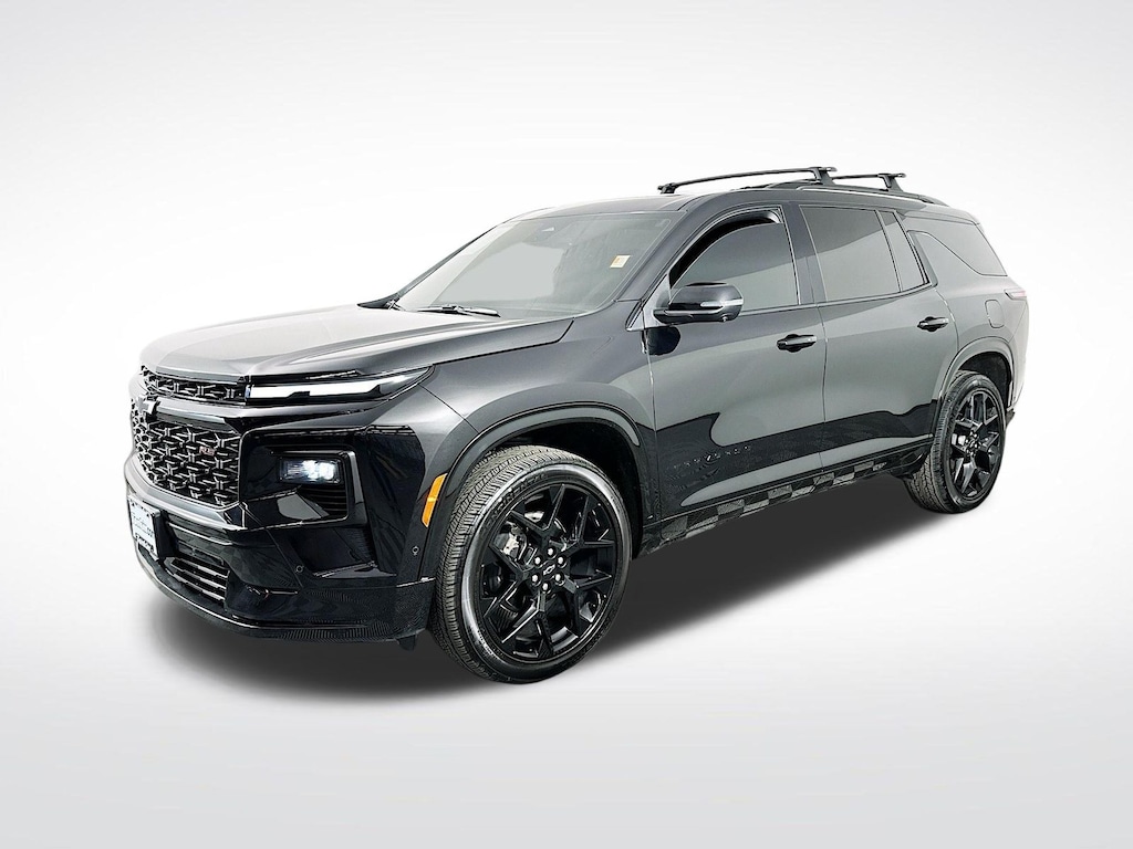 Used 2025 Chevrolet Traverse RS SUV