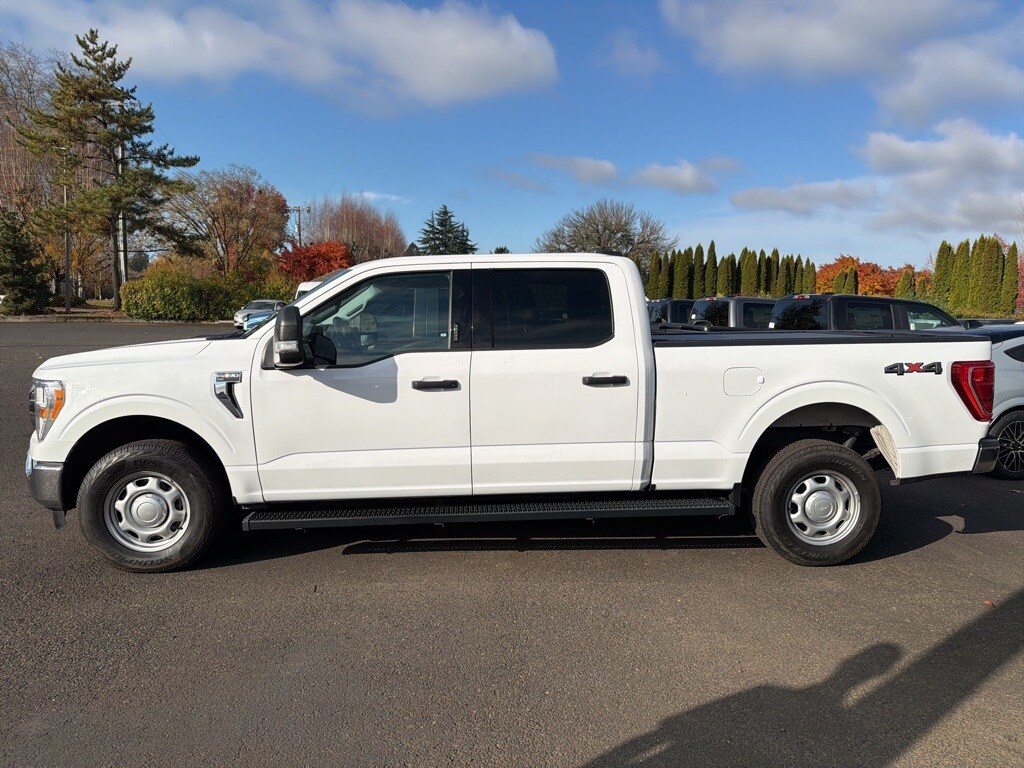 2022 Ford F-150 XLT photo 2