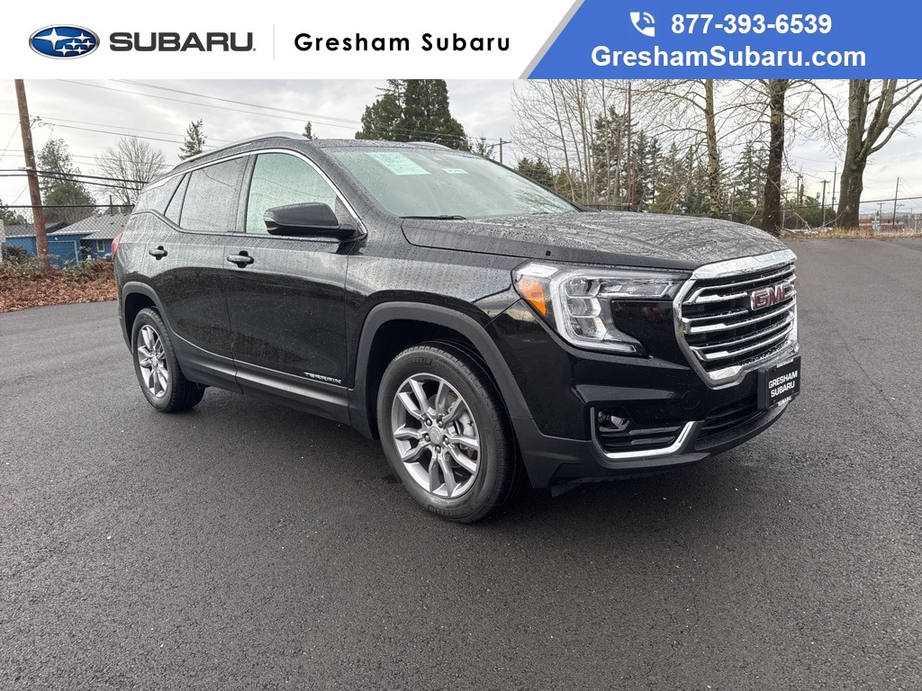 2024 GMC Terrain SLT's photo