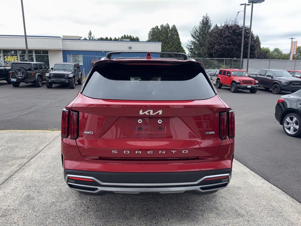 2022 Kia Sorento Plug-In Hybrid SX photo 4