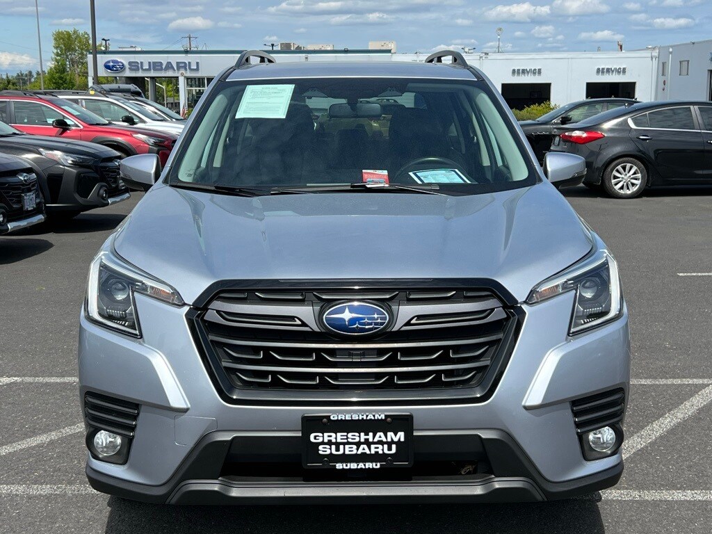 Certified 2022 Subaru Forester Limited with VIN JF2SKAPC9NH459787 for sale in Gresham, OR