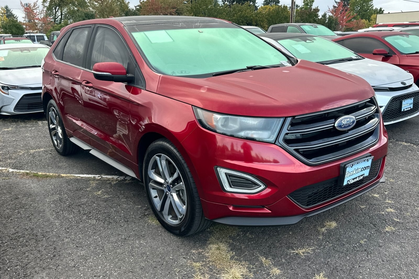 2018 Ford Edge Sport photo 2