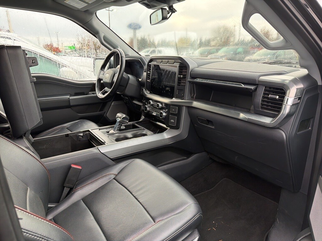 2023 Ford F-150 Lariat photo 3