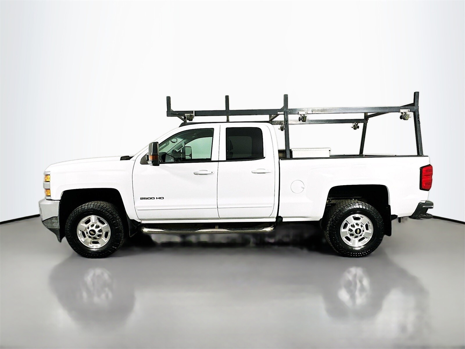 2018 Chevrolet Silverado 2500HD LT photo 4