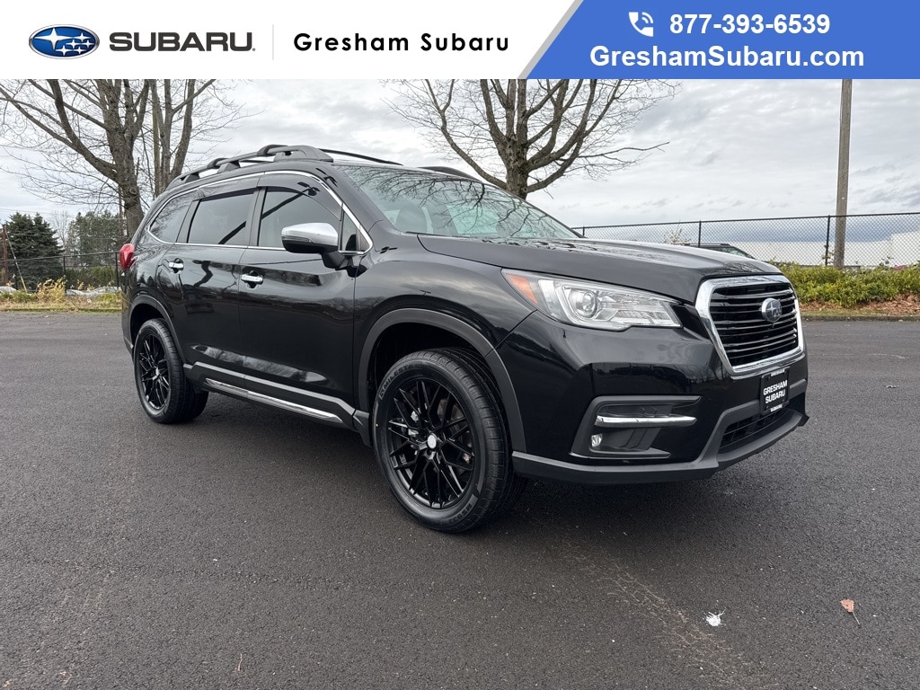 2022 Subaru Ascent Touring's photo