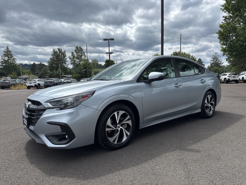 2024 Subaru Legacy Premium photo 3