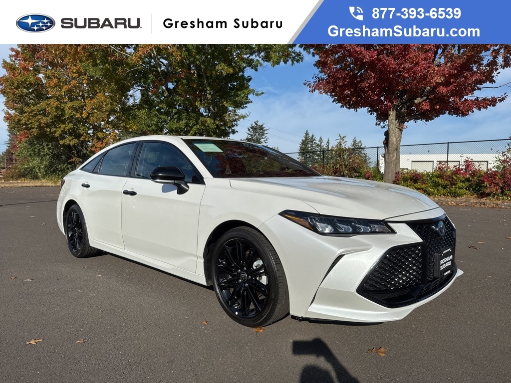 2022 Toyota Avalon XSE Nightshade's photo