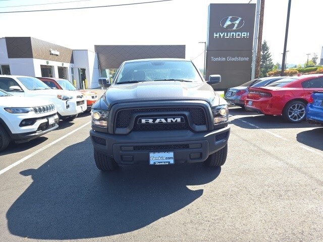 2024 Ram 1500 Classic SLT photo 4