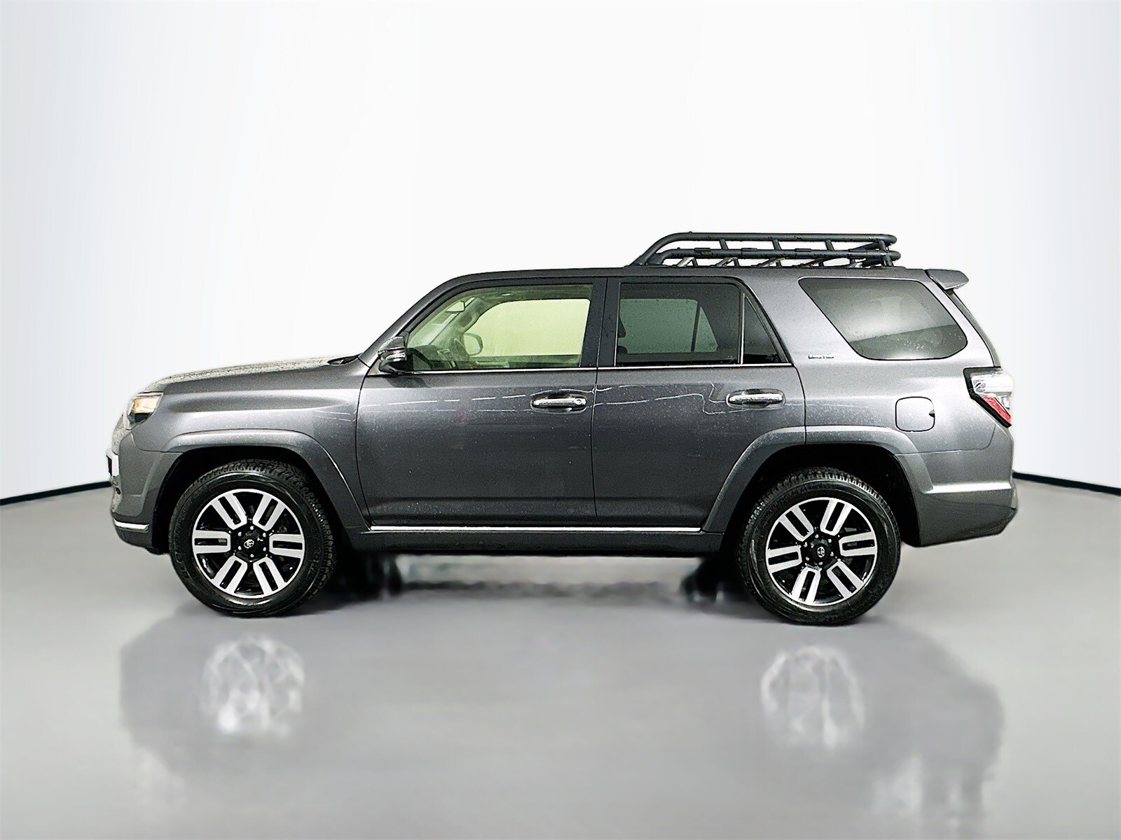 2023 Toyota 4Runner Limited photo 4