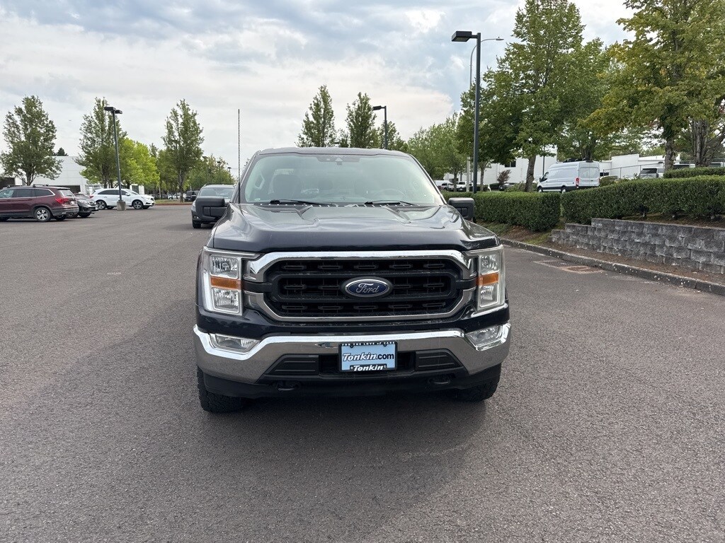 2021 Ford F-150 XLT photo 2