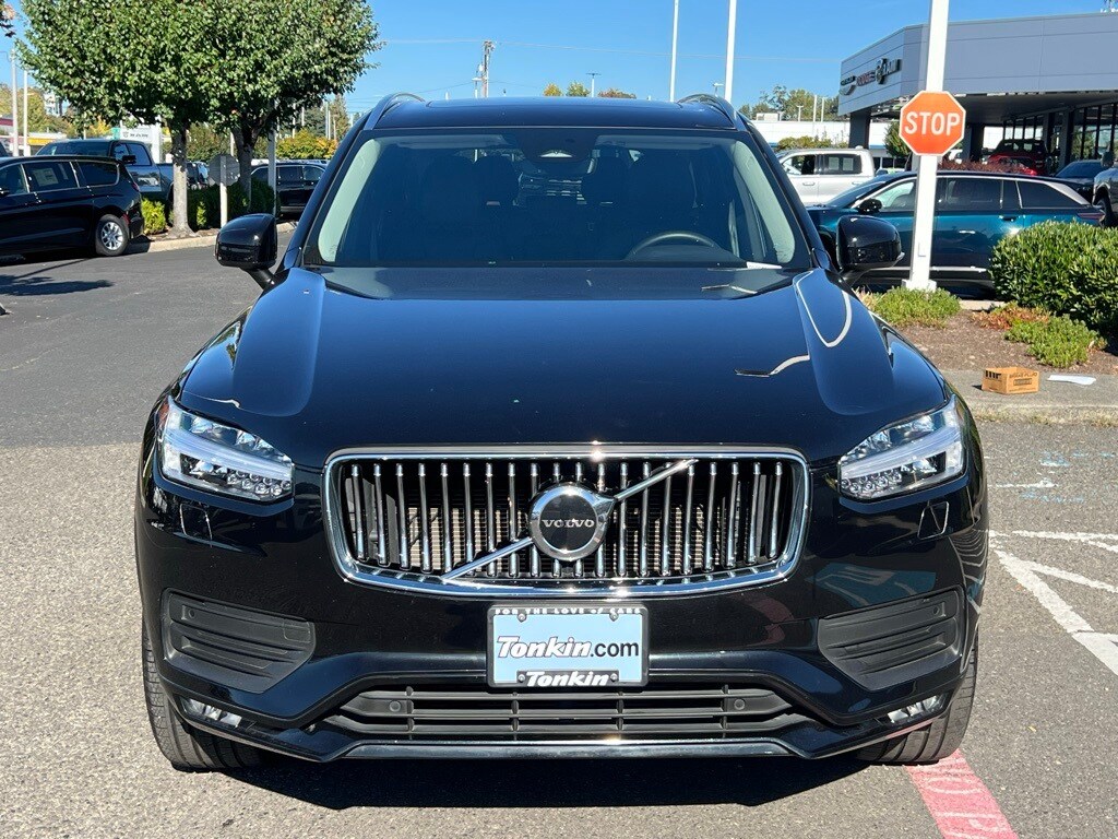2023 Volvo XC90 B5 AWD Core photo 2
