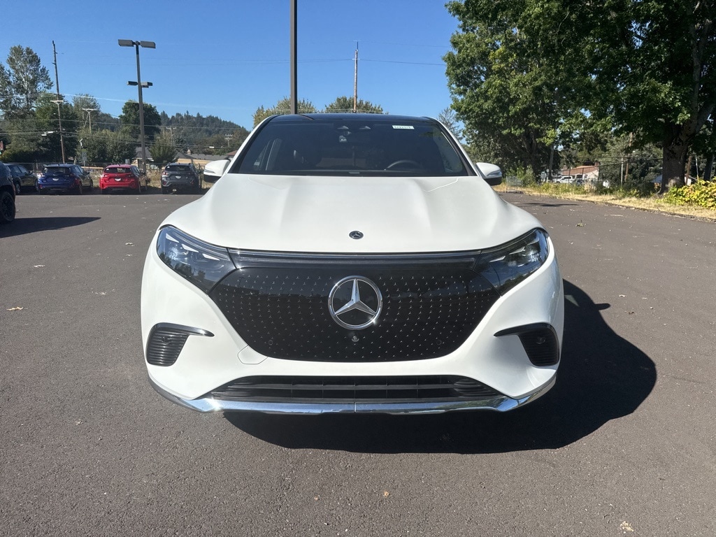Used 2023 Mercedes-Benz EQS SUV Base with VIN 4JGDM2EB1PA005865 for sale in Gresham, OR