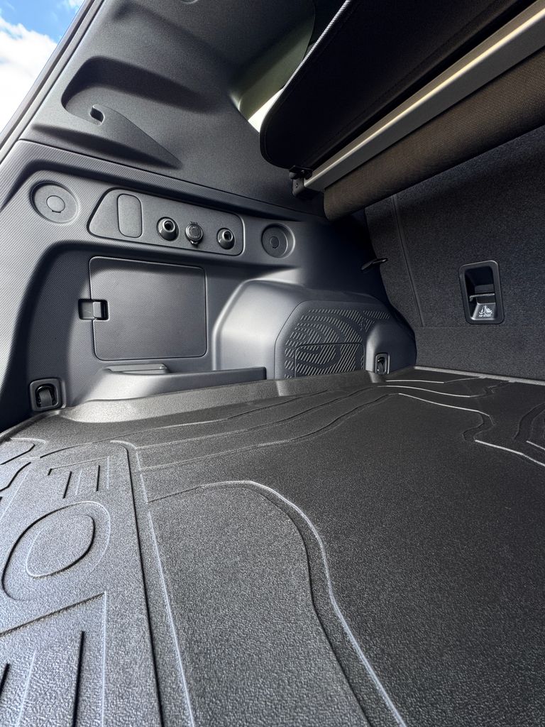 2026 Subaru Forester Touring - Photo 11
