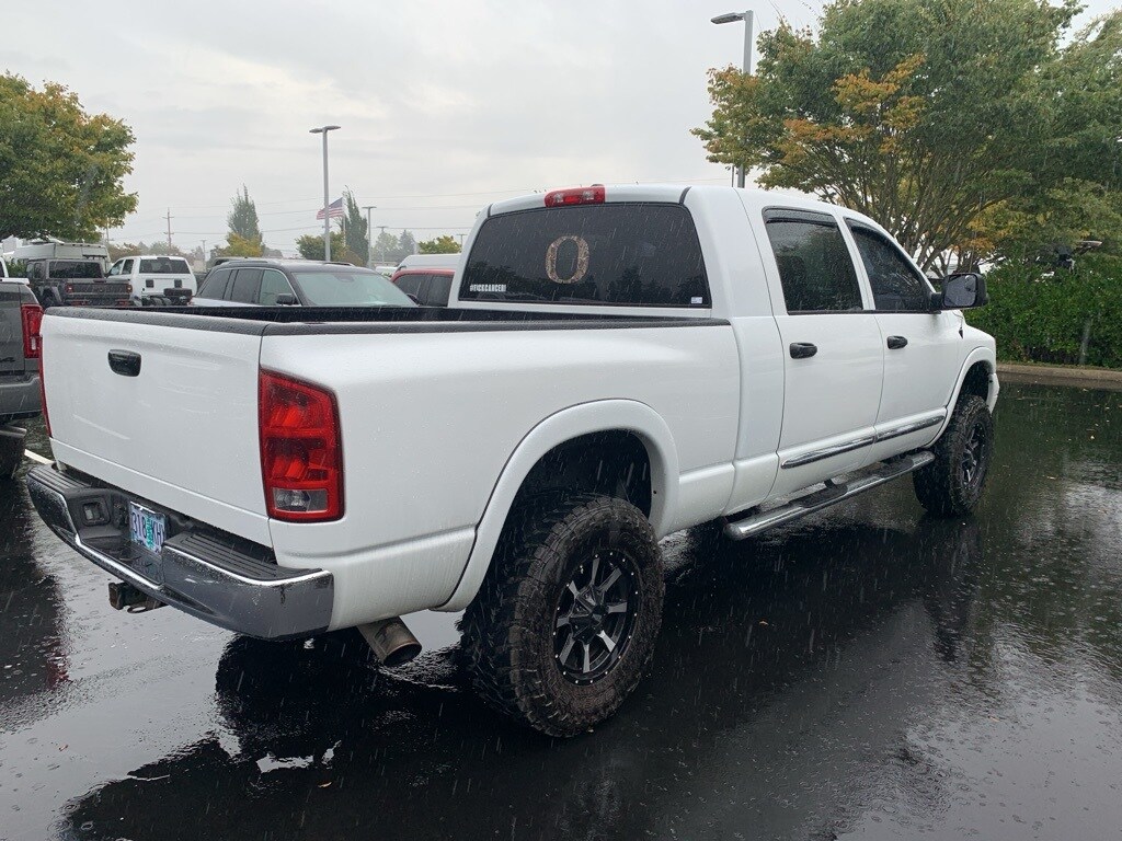 2006 Dodge Ram Laramie photo 3