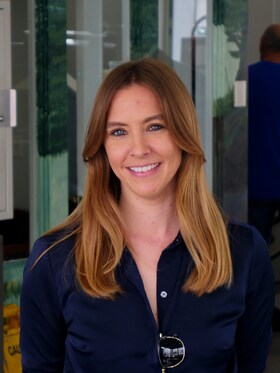 Staff member Allison Barnett from e69dc72a63c9