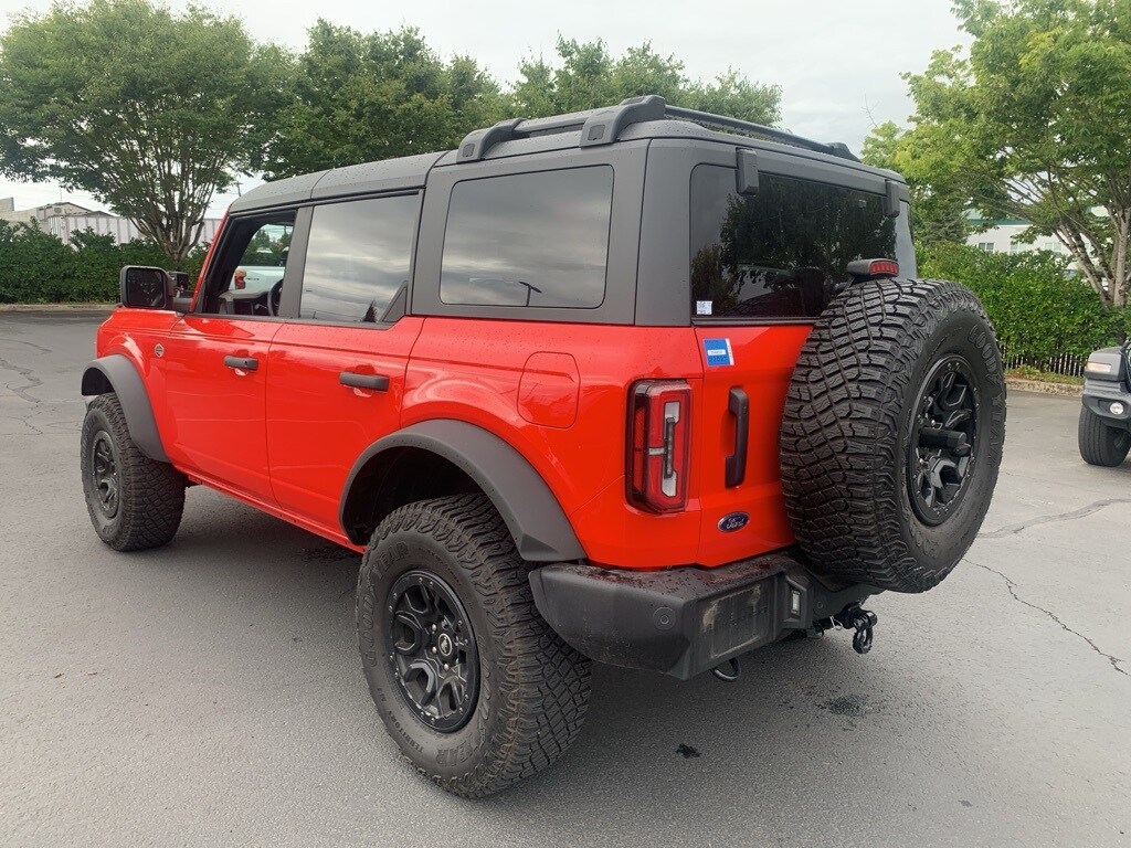 2022 Ford Bronco Wildtrak photo 2