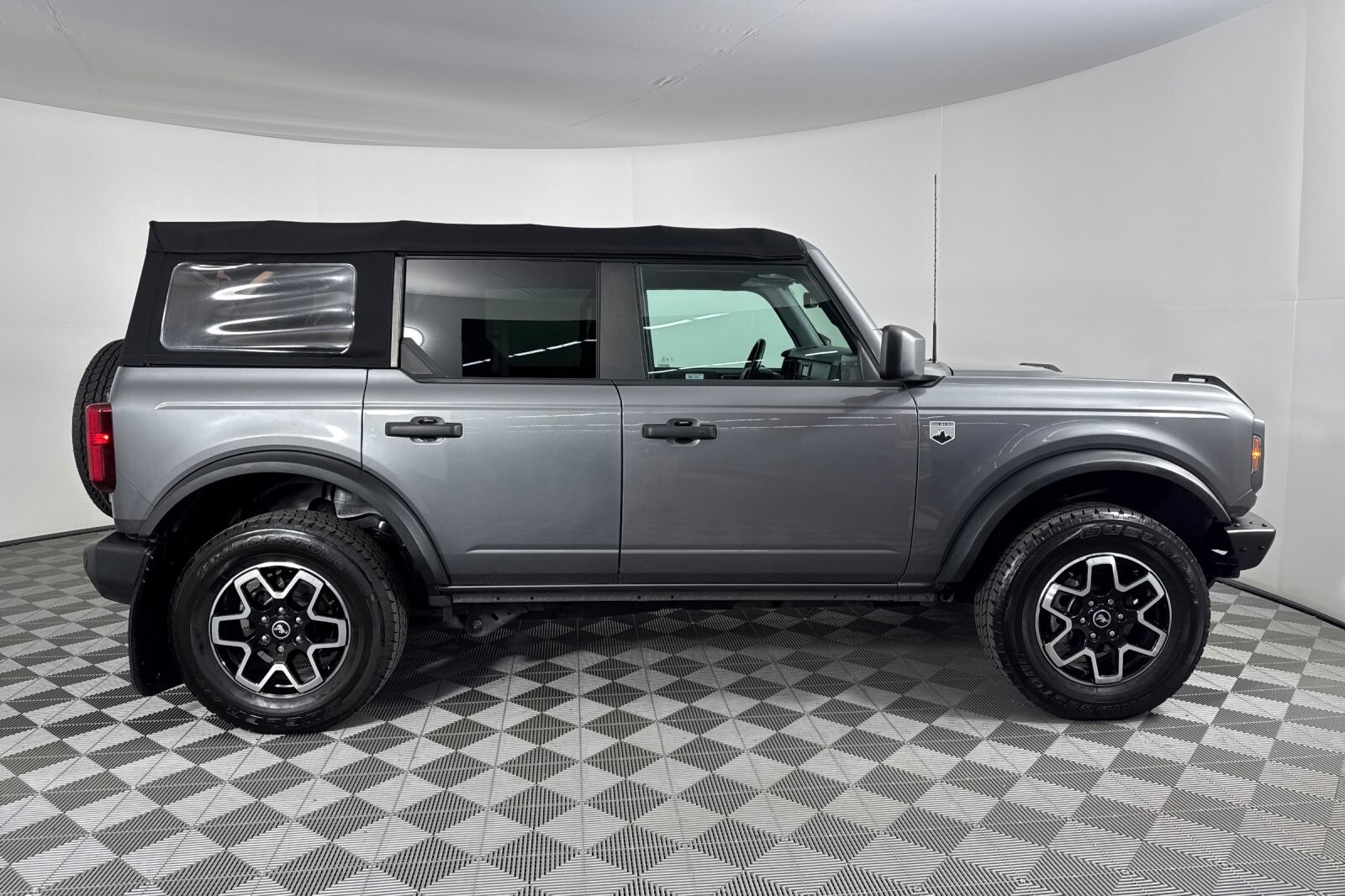 2021 Ford Bronco Big Bend photo 3