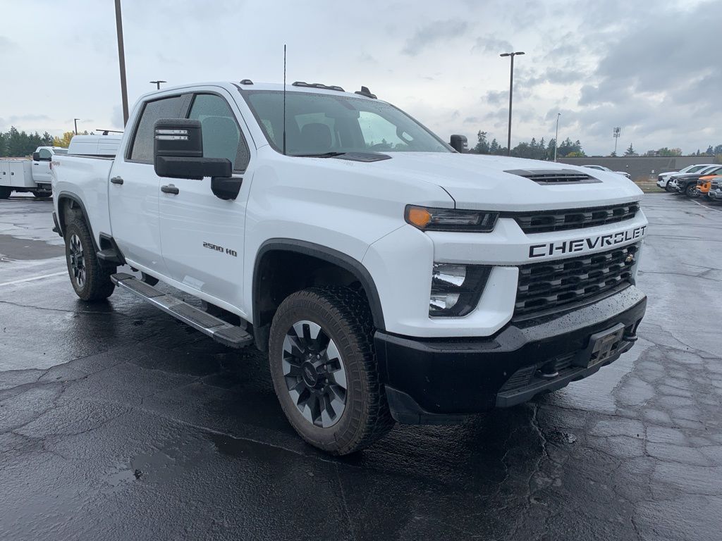 2020 Chevrolet Silverado 2500HD Custom photo 4