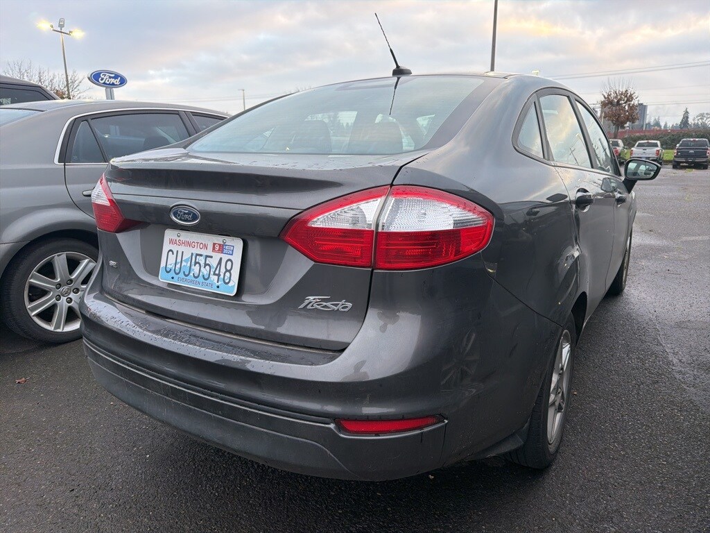 2017 Ford Fiesta SE photo 3