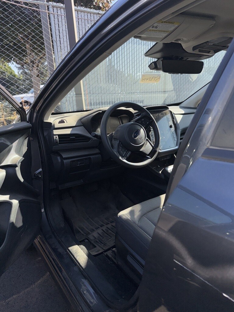 2024 Subaru Crosstrek Premium photo 3