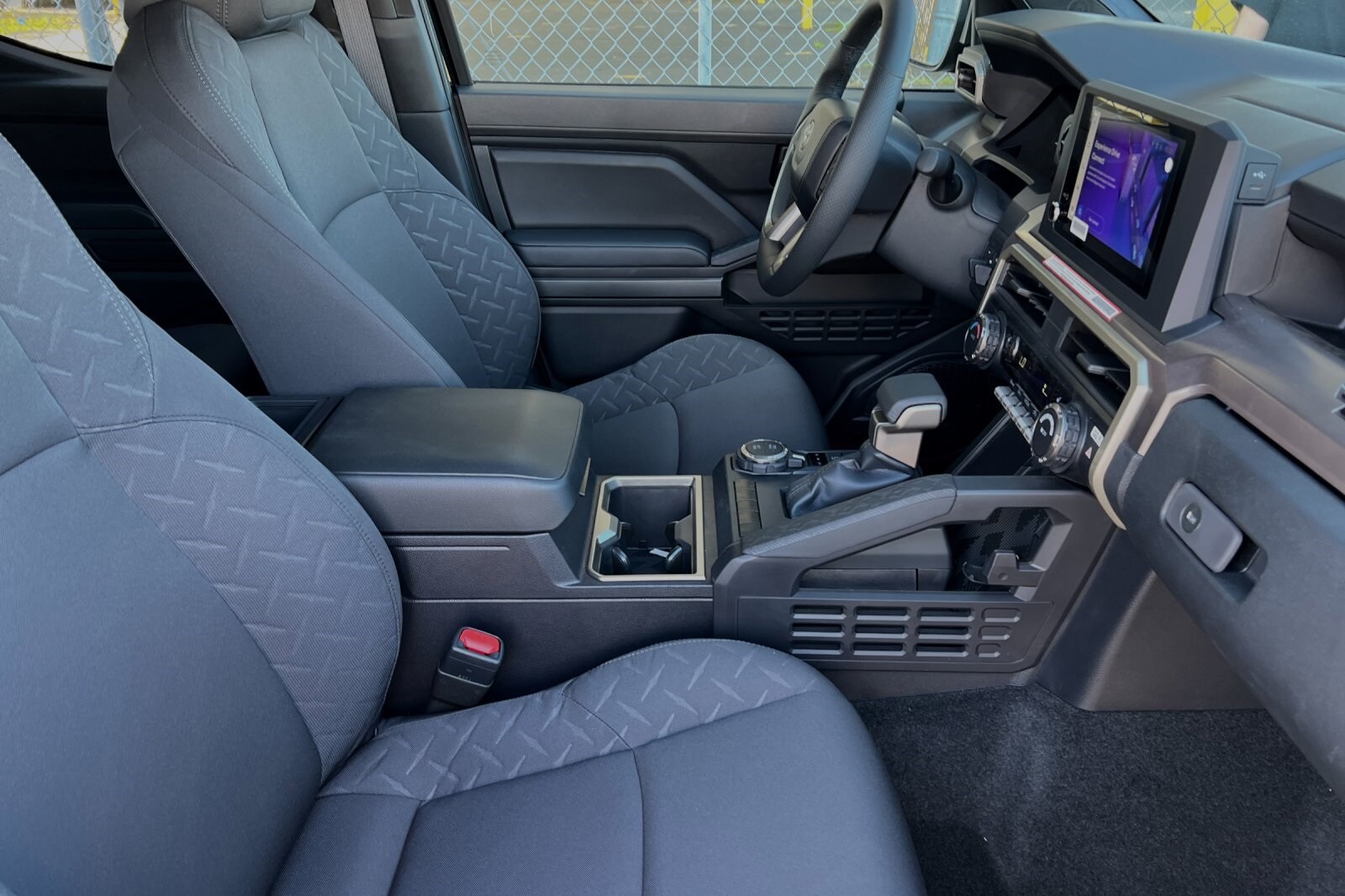 2024 Toyota Tacoma SR5 photo 4