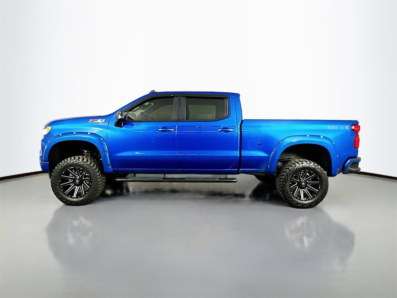 2022 Chevrolet Silverado 1500 RST photo 4