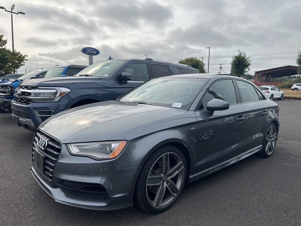 2016 Audi A3 1.8T Premium photo 2