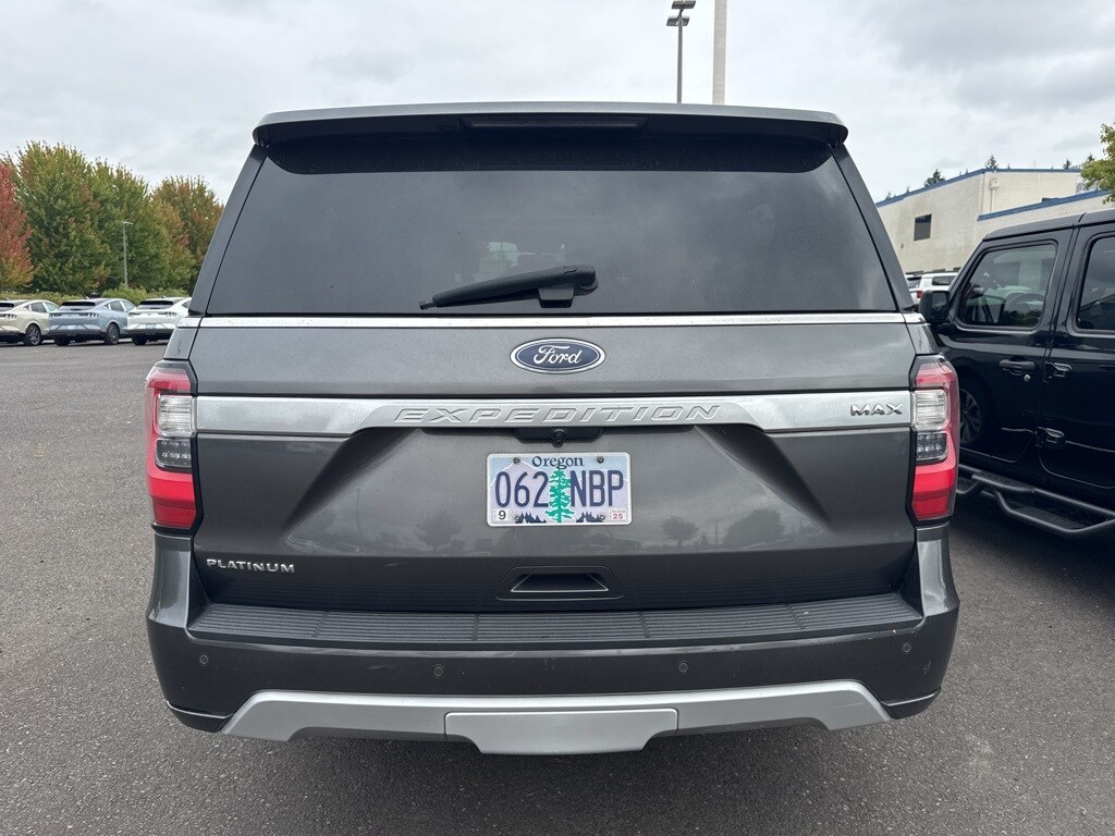 2021 Ford Expedition MAX Platinum photo 3